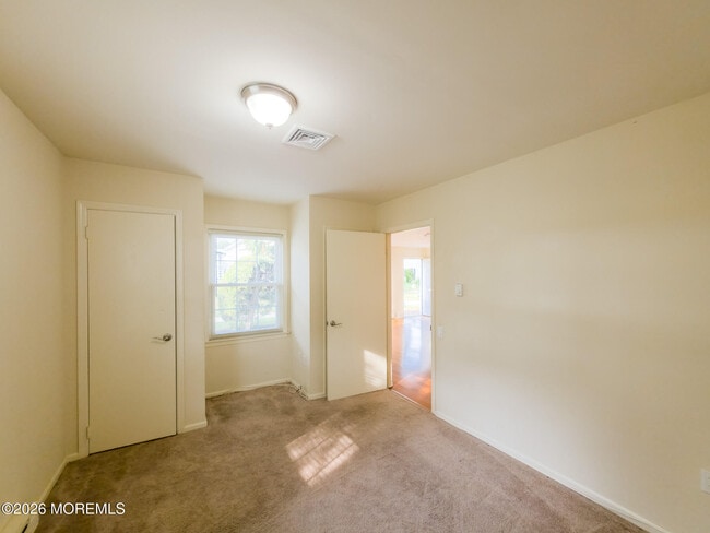 Building Photo - 227A Manchester Ln