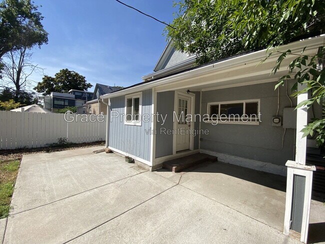 Building Photo - 4352 Vallejo St