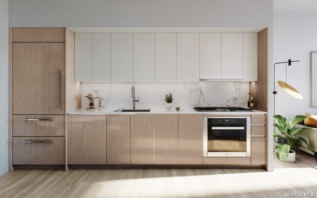 Building Photo - 136-18 Maple Ave