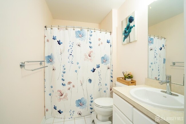 Building Photo - 908 Blossom Cir