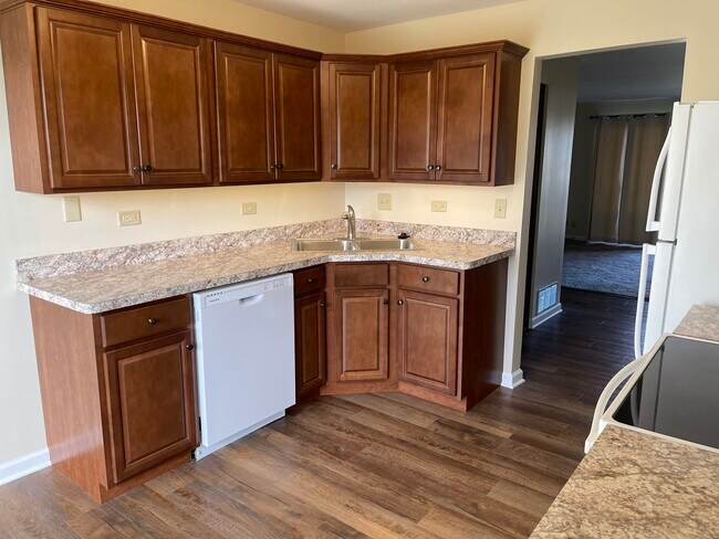 Building Photo - 1495 Georgia Ct