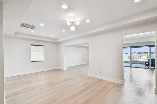 Building Photo - 24 Adalia Ave