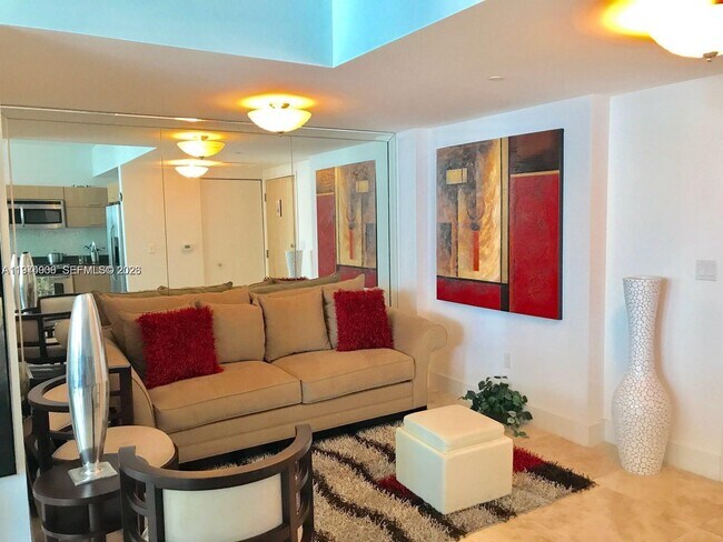 Building Photo - 350 S Miami Ave