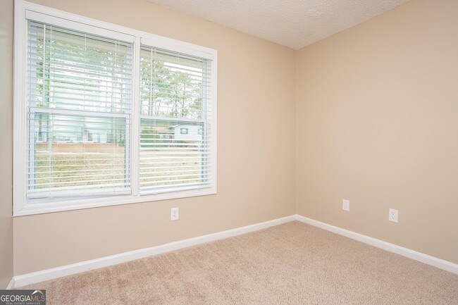 Building Photo - 141 Montego Cir