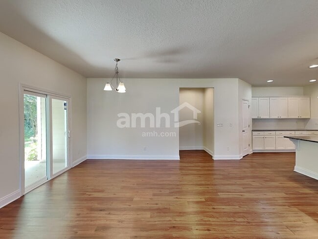 Building Photo - 1921 Moorings Cir