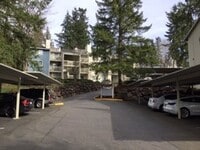 Building Photo - Cute and Upgraded Condo in Redmond!