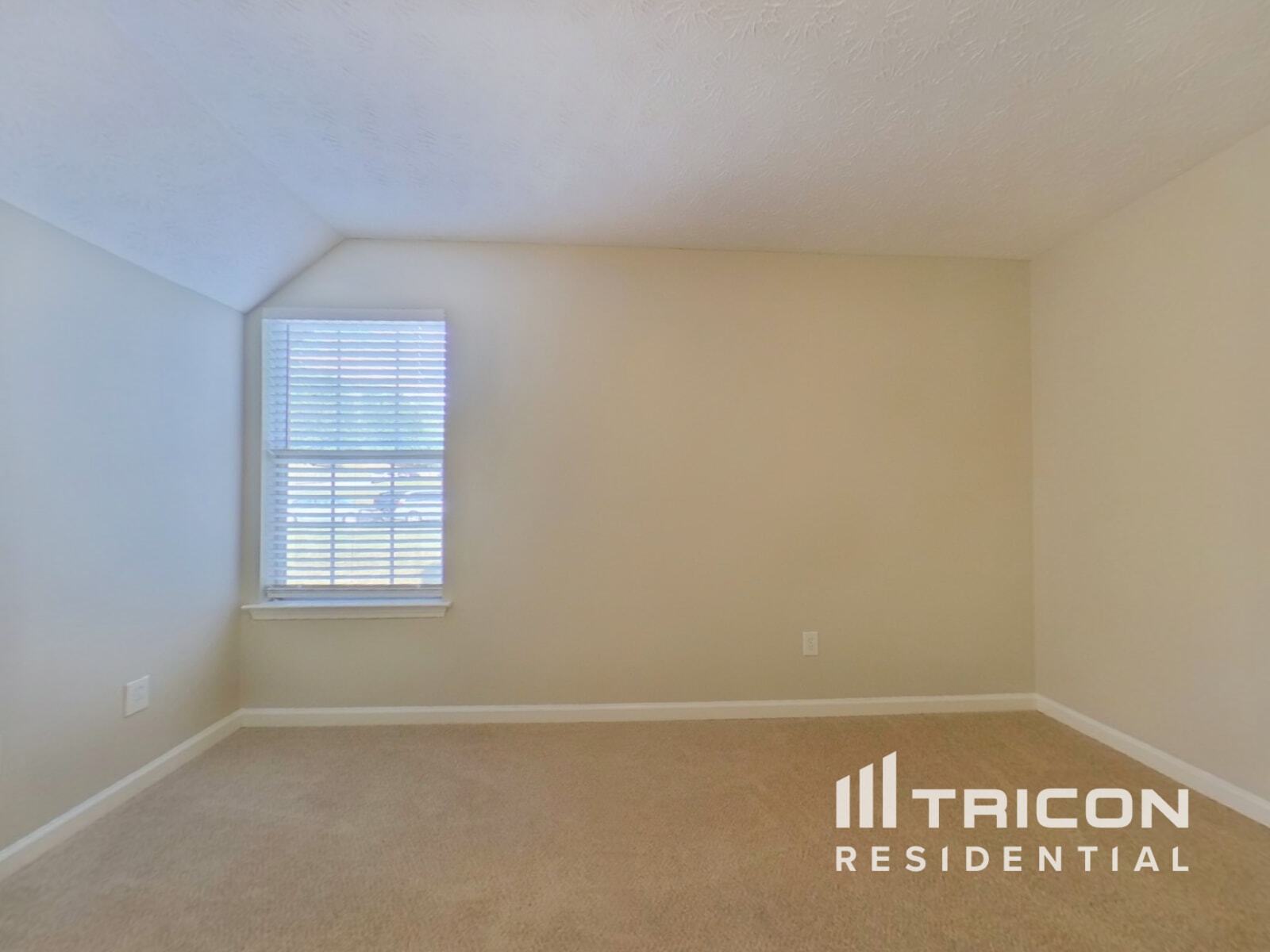 Building Photo - 9765 Moss Pointe Path