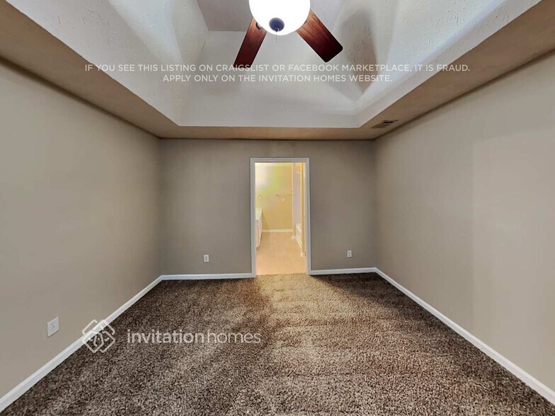 Building Photo - 130 Rosemoore Dr