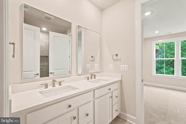 Building Photo - 11152 Lanier Farm Lp