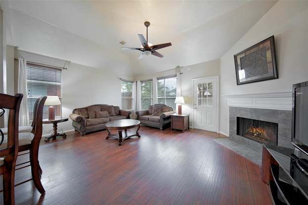Building Photo - 9934 Goldenglade Dr