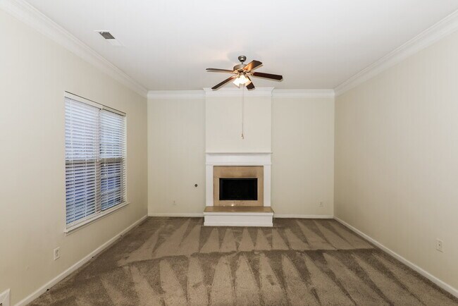 Building Photo - 149 Hamilton Pointe Dr