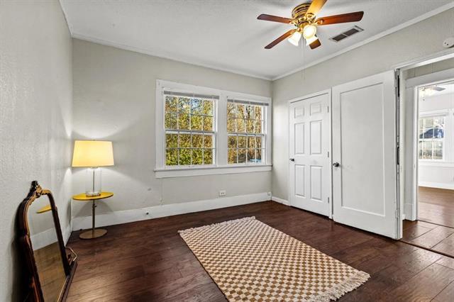 Building Photo - 1310 W Morton St