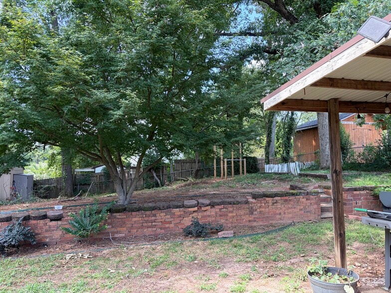 Building Photo - 1416 Waccamaw Dr