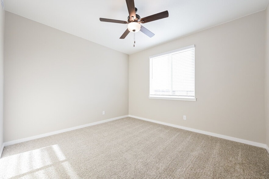 Building Photo - 18338 E 93rd Pl