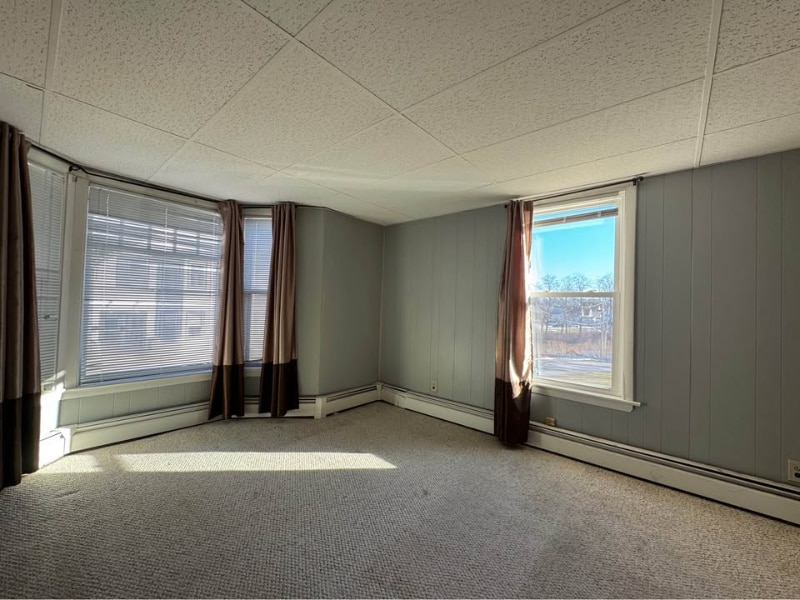 Building Photo - 16 Mentor St