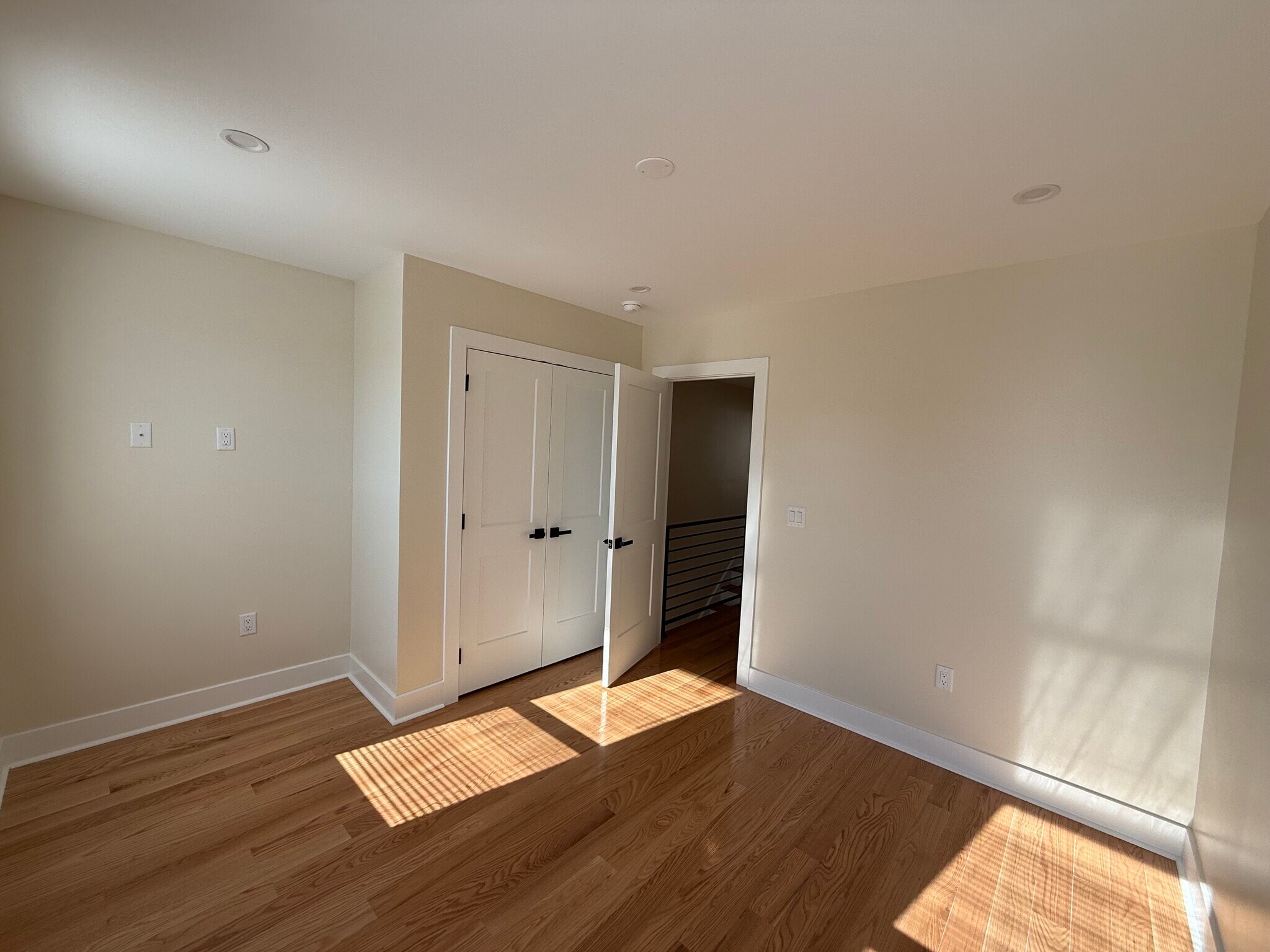 Building Photo - 2513 W Seybert St