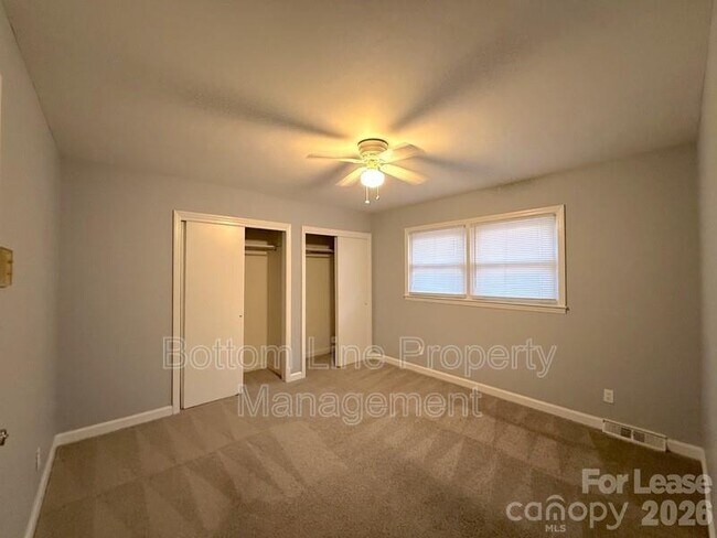 Building Photo - 9419 Brenda Ann Rd