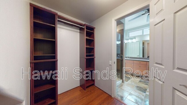 Building Photo - 91-762-762 Launahele St