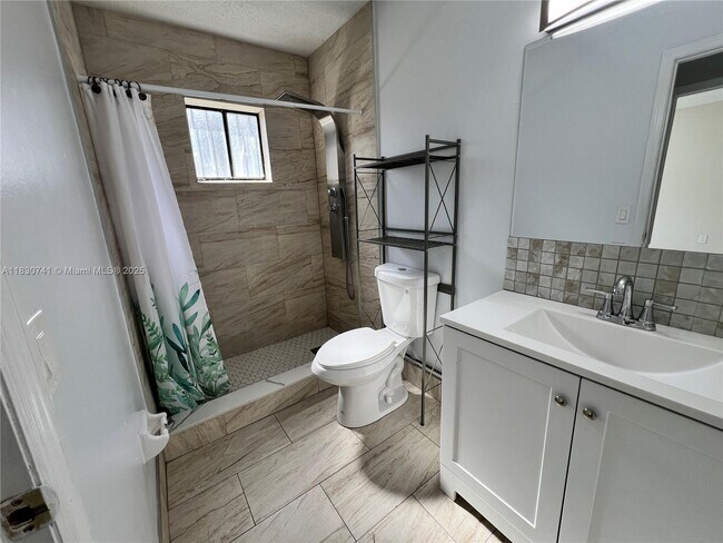 Building Photo - 13562 SW 286th Terrace