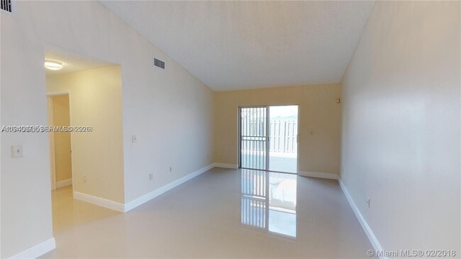 Building Photo - 240 NW 114th Ave