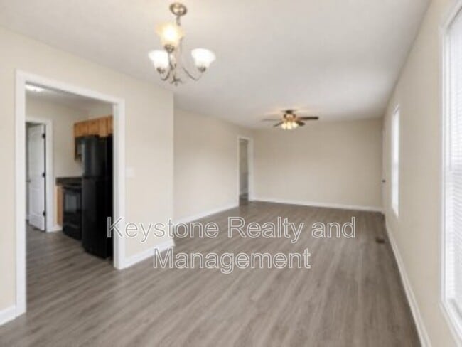 Building Photo - 1236 Verkler Dr