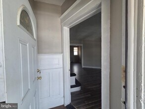 Building Photo - 4829 N 10th St