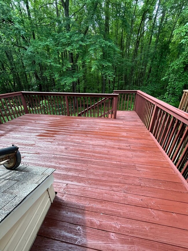 Building Photo - 3 Bedroom Single Family Townhome