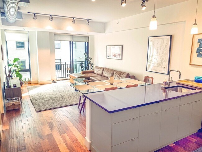 Building Photo - 257 Northampton St