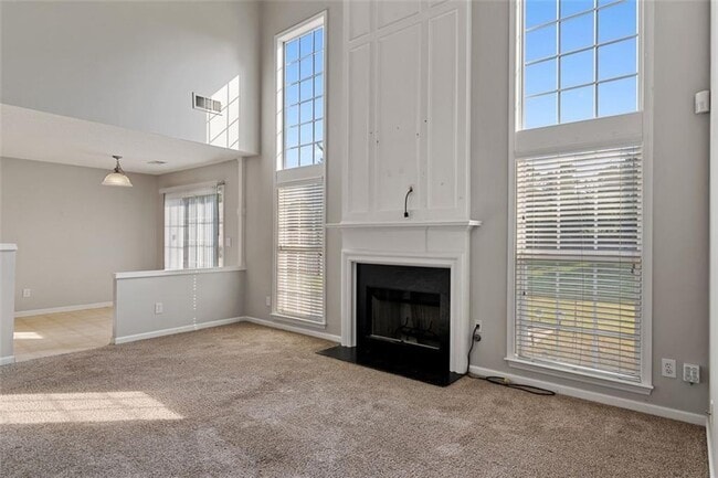 Building Photo - 9155 Friarbridge Dr