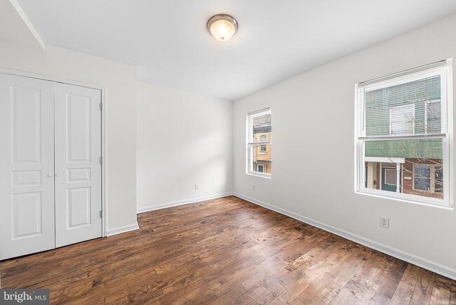 Building Photo - 426 N Holly St