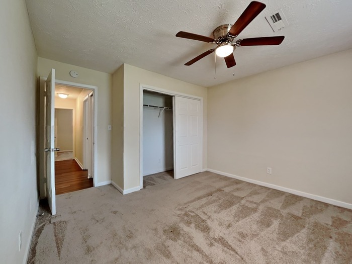 Building Photo - 6110 Epperson Dr