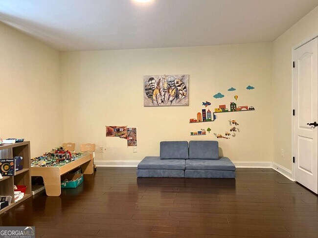 Building Photo - 440 Highgate Dr