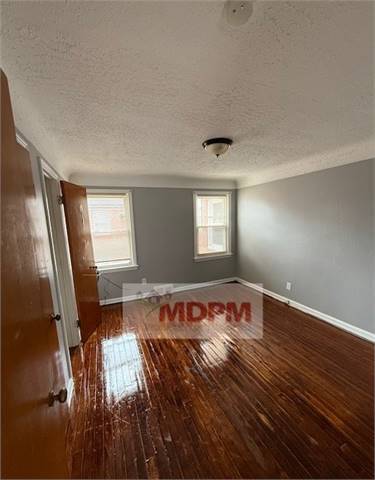 Building Photo - 14422 Rutherford St