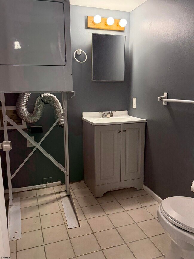 Building Photo - 2703 Mimosa Ct