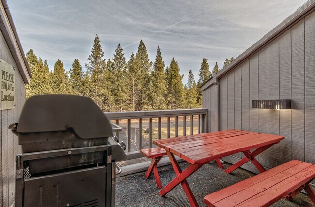 Building Photo - Sunriver Condo