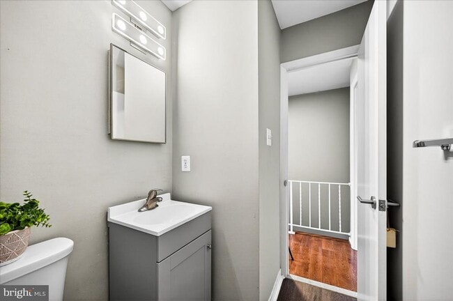 Building Photo - 9518 Miranda Ct