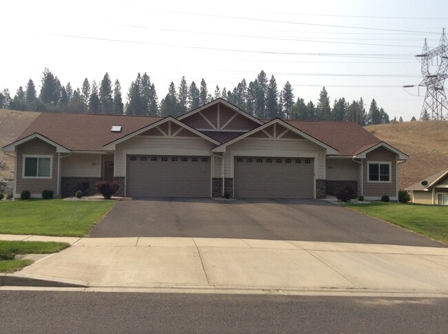 Building Photo - 482