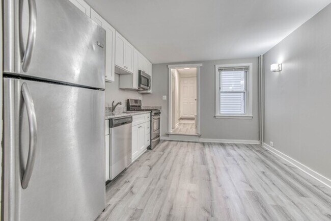 Building Photo - Apartment in Upper Fells Point, Baltimore, MD!