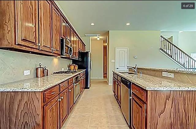 Building Photo - 9409 National Pines Dr