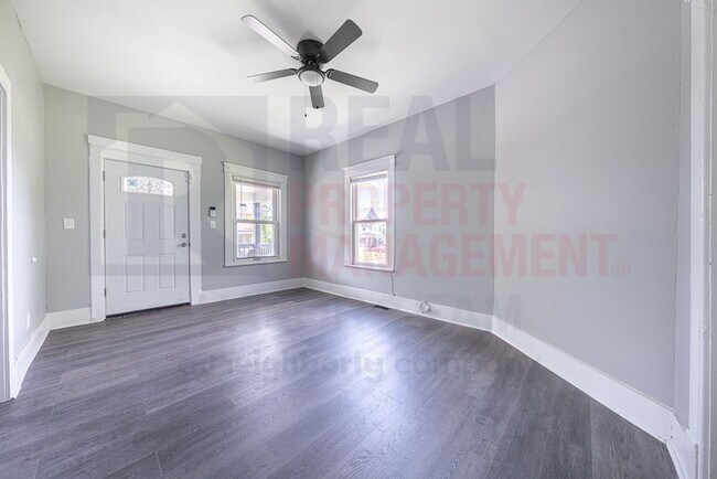 Building Photo - Beautiful 6 Bed 1 Bath Single Family Home
