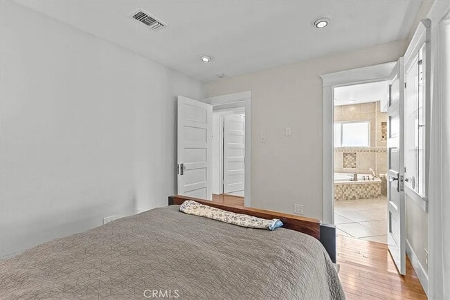 Building Photo - 228 Jacaranda Pl