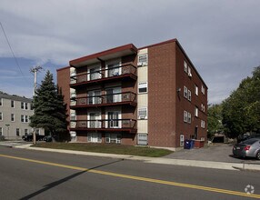 Building Photo - 1 Rosa St