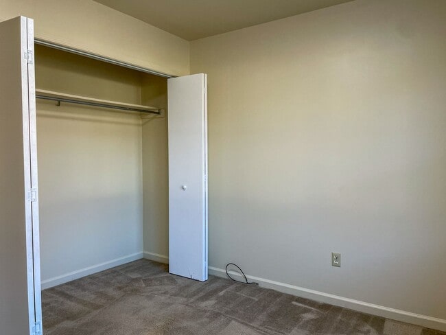 Building Photo - 15928 Sandwave Rd
