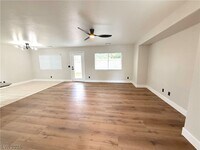 Building Photo - 224 Wicked Wedge Way