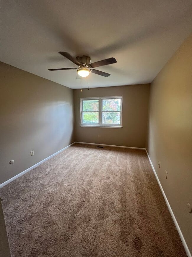 Building Photo - Great Berkshire Estates Condo, Wyomissing, PA