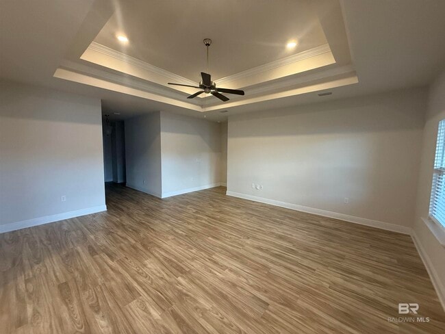 Building Photo - 10762 Winning Colors Trl