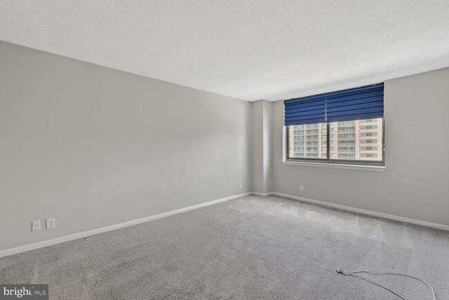 Building Photo - 5501 Seminary Rd