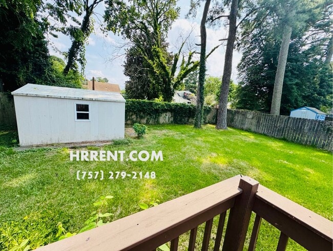 Building Photo - Beautiful 3 Bedroom 2.5 Bathroom Ranch Style Home located in the Northside area of Norfolk!