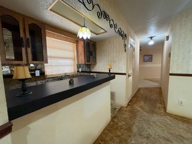 Building Photo - 7632 Lake Forest Cir