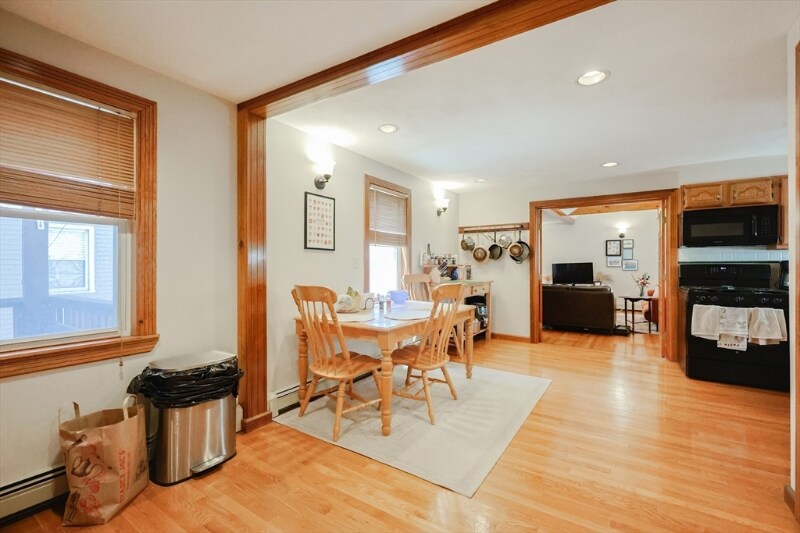 Building Photo - 127 Amory St